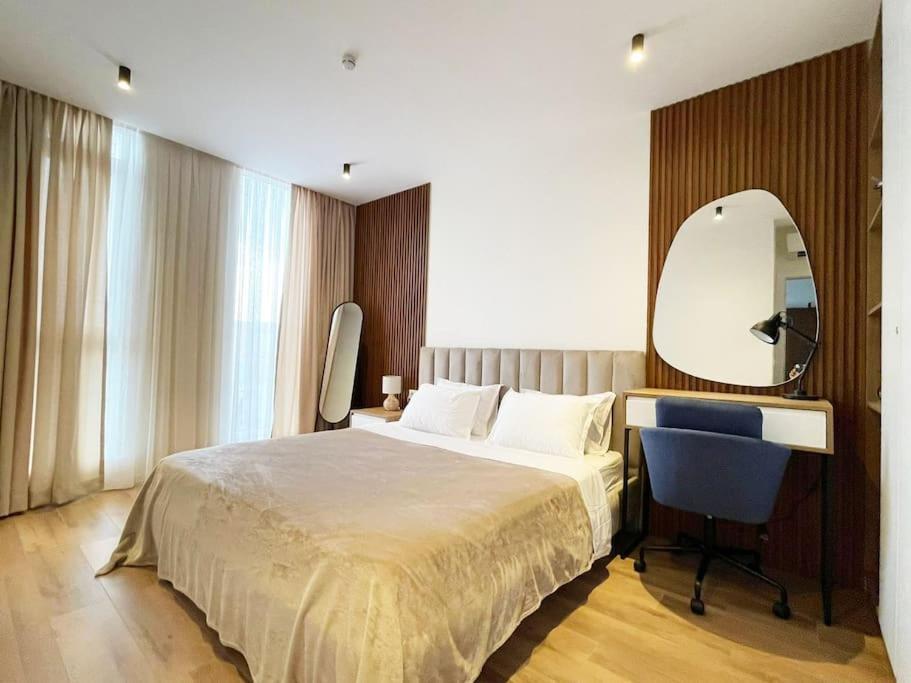 Luxury With King-size Bed And Fast Wi-fi *